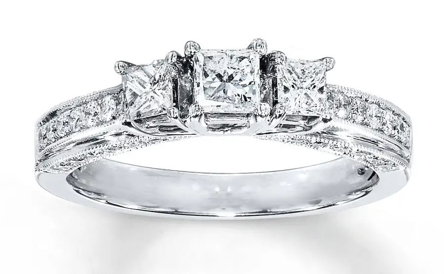 How Much Do Diamond Rings Cost
