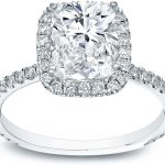 IGI Certified 18k White Gold Cushion-Cut Diamond Halo Engagement Ring