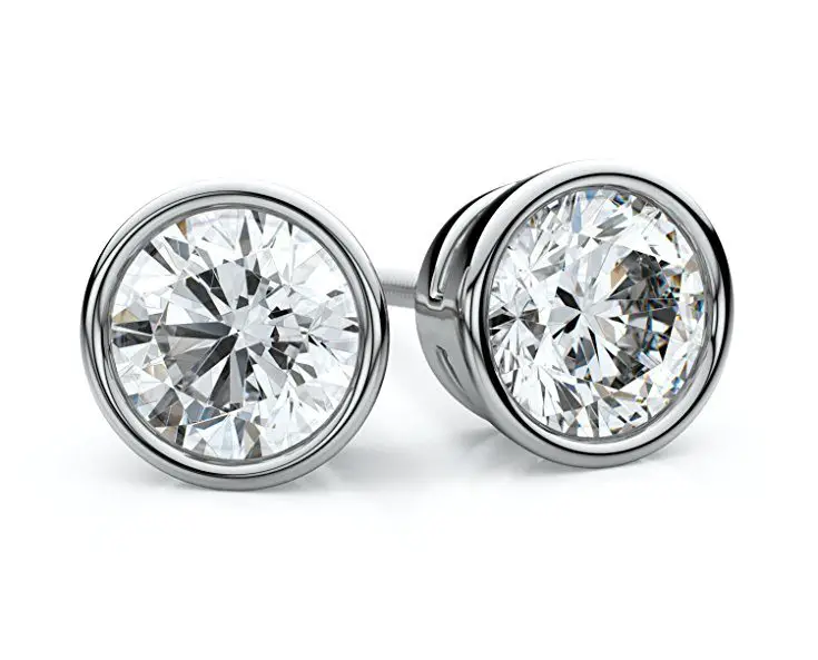 How Big Should Diamond Stud Earrings Be? - Diamond Masters ...